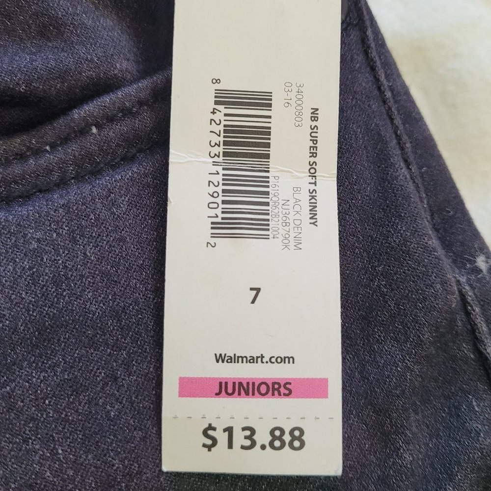 No Boundaries size 7 jeans - Picture 3 of 4